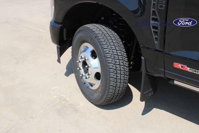 New 2026 Ford F350 Platinum AWD/4WD image 5