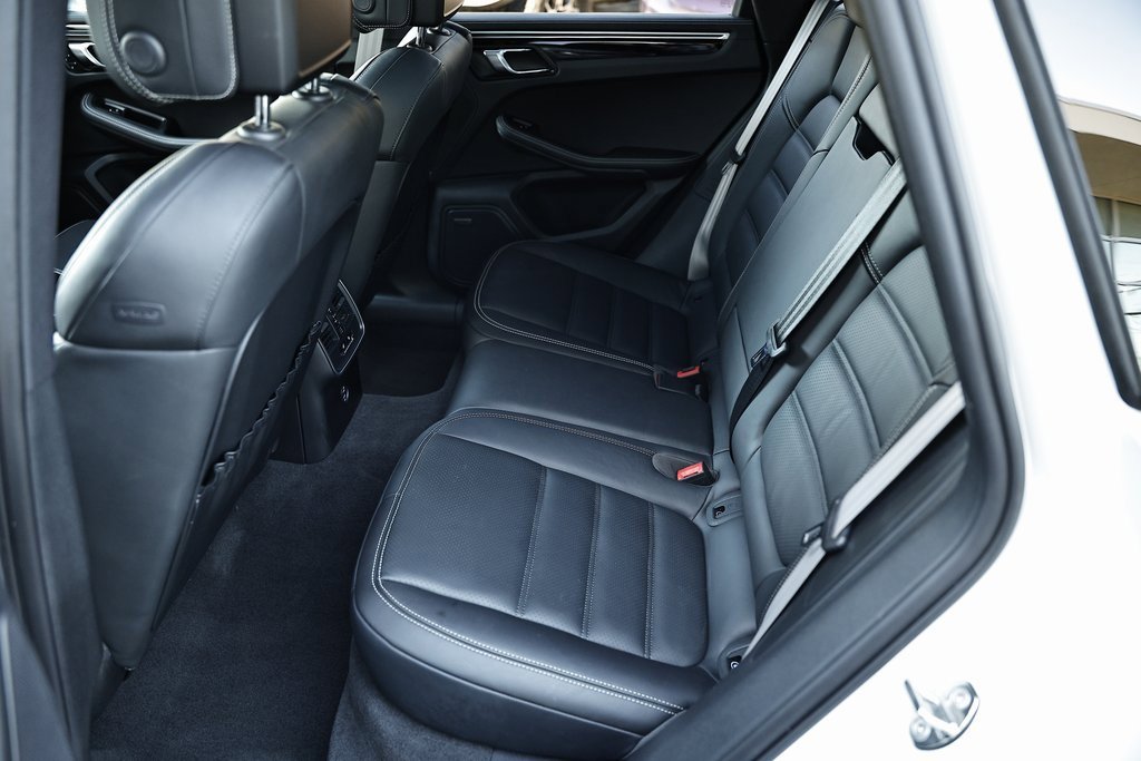 Used 2023 Porsche Macan S image 28
