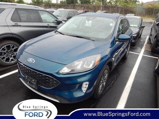 Used 2021 Ford Escape SE w/ Convenience Package
