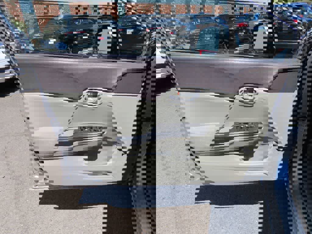 Used 2012 Honda Civic LX image 13