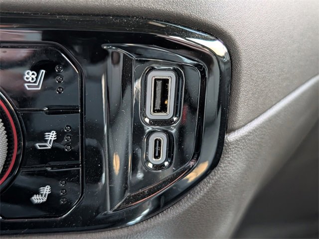 Used 2026 Chevrolet Silverado 2500 LTZ w/ LTZ Premium Package image 20