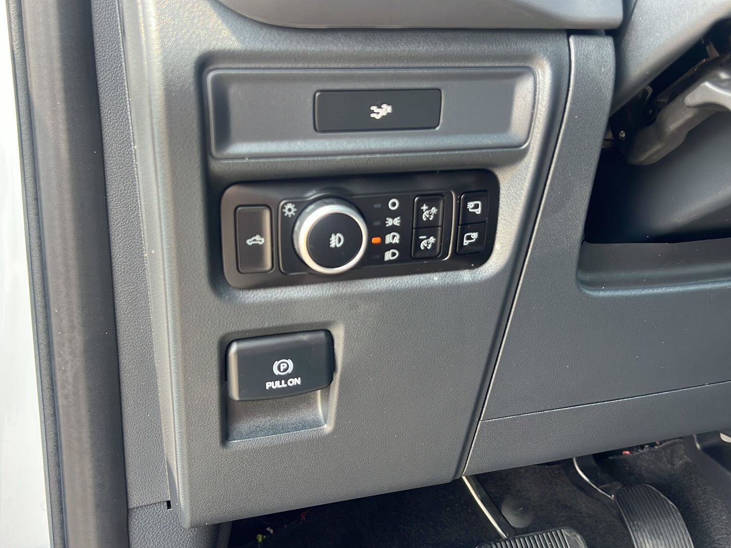 Used 2026 Ford F150 XLT w/ Equipment Group 302A MID AWD/4WD image 16