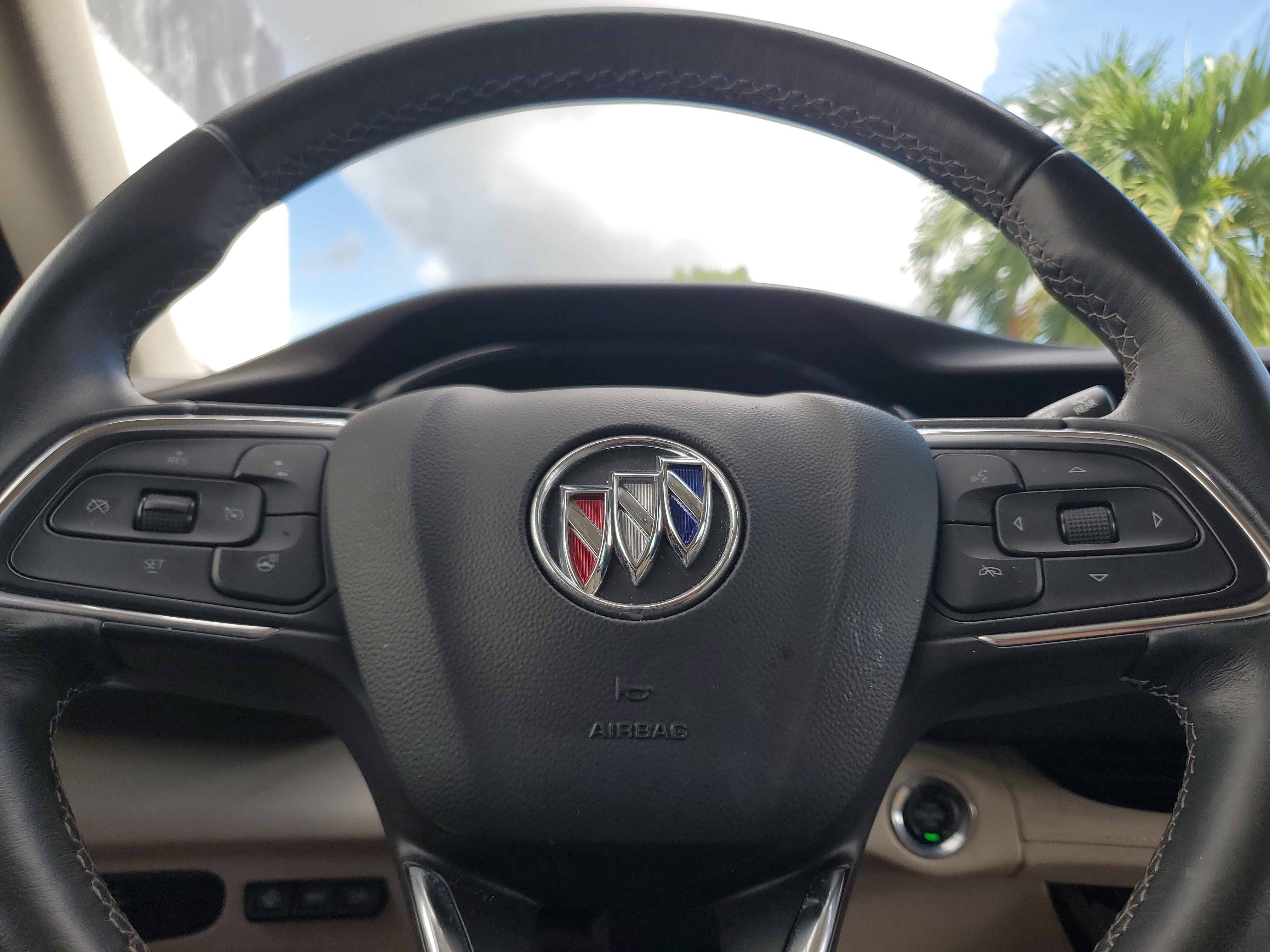 Used 2023 Buick Envision Avenir FWD image 9