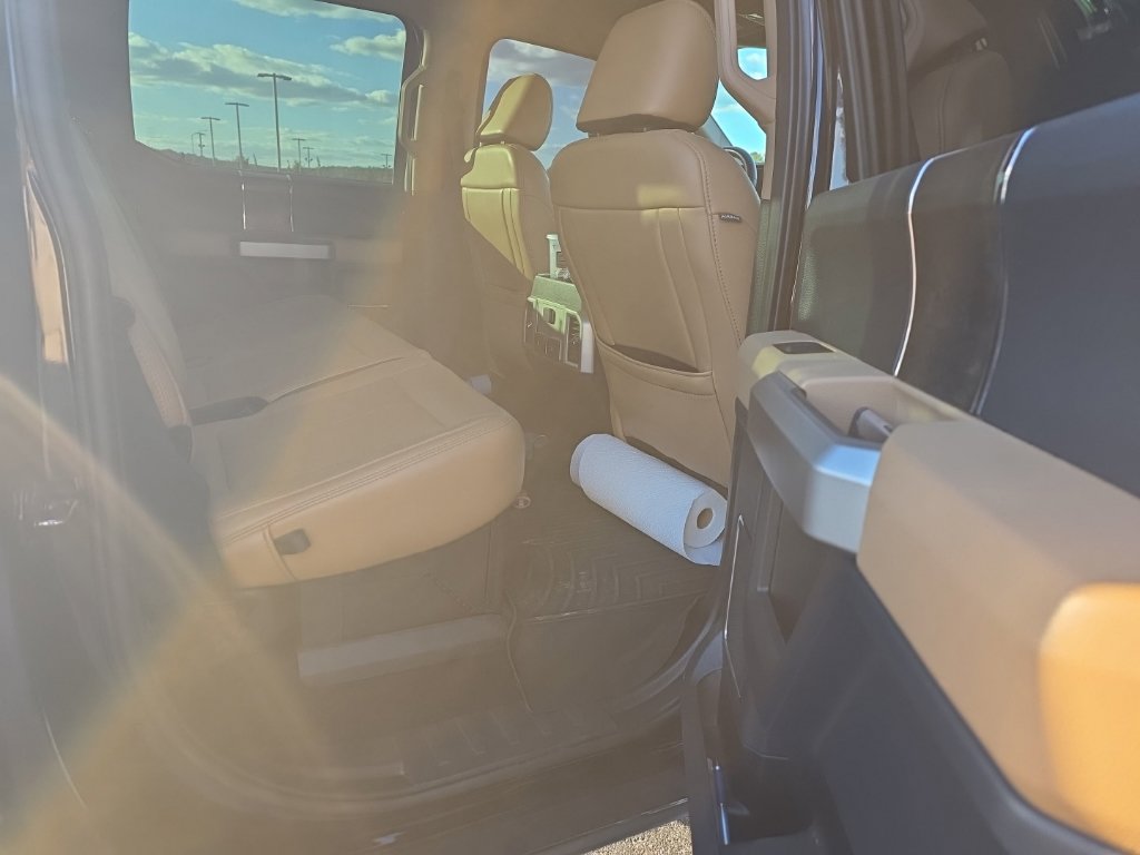 Used 2022 Ford F250 Lariat w/ Lariat Value Package AWD/4WD image 16