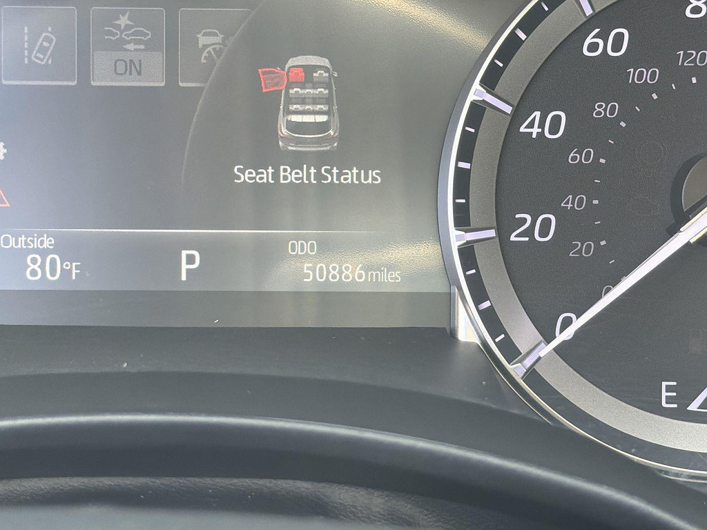 Used 2022 Toyota Highlander XLE FWD image 11