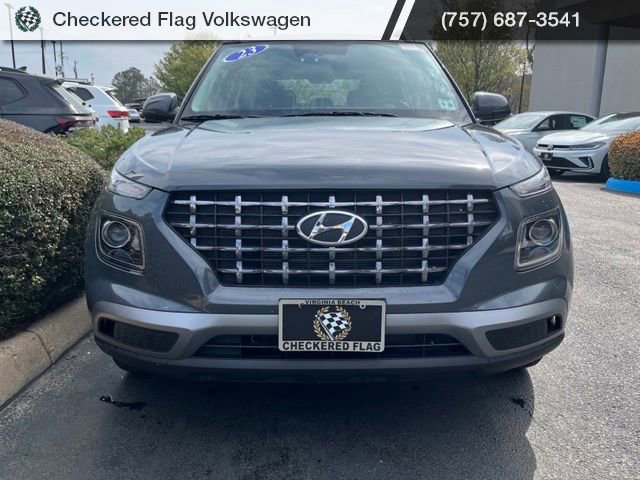 Used 2023 Hyundai Venue SEL w/ Cargo Package image 11