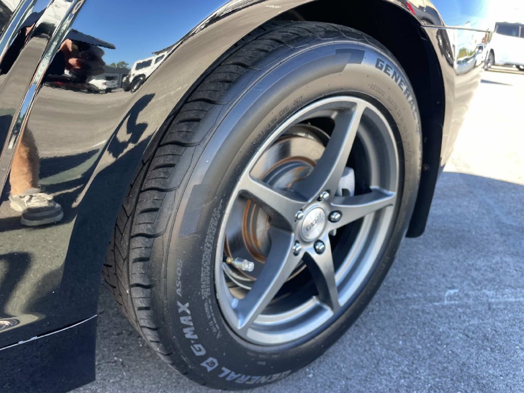 Used 2015 Chevrolet Camaro LS RWD image 14