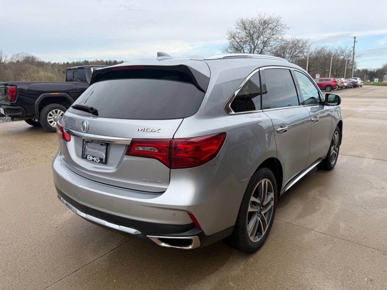 Used 2017 Acura MDX SH-AWD w/ Advance Package image 5