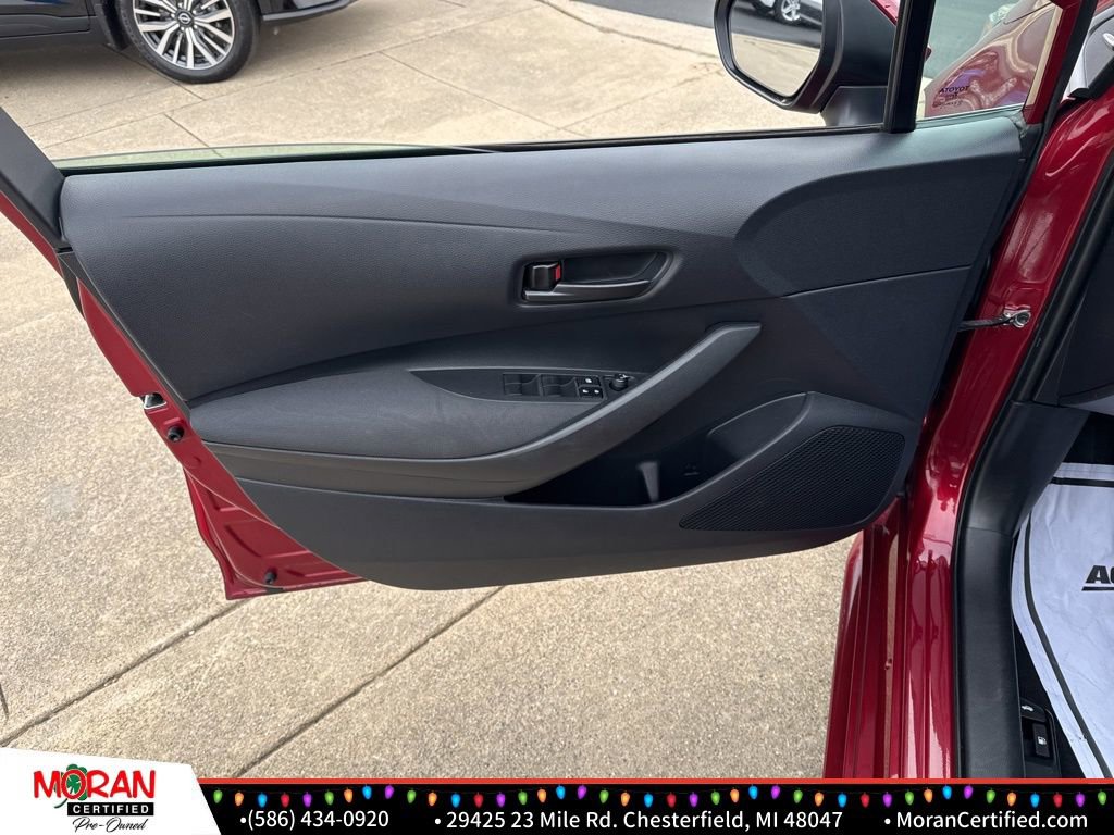 Used 2024 Toyota Corolla LE image 9