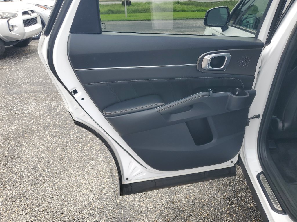 Used 2022 Kia Sorento SX FWD image 25
