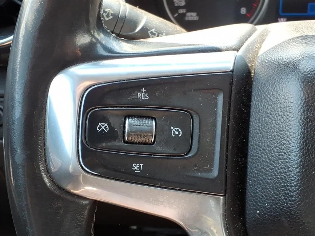 Used 2019 Chevrolet Blazer LT FWD image 12