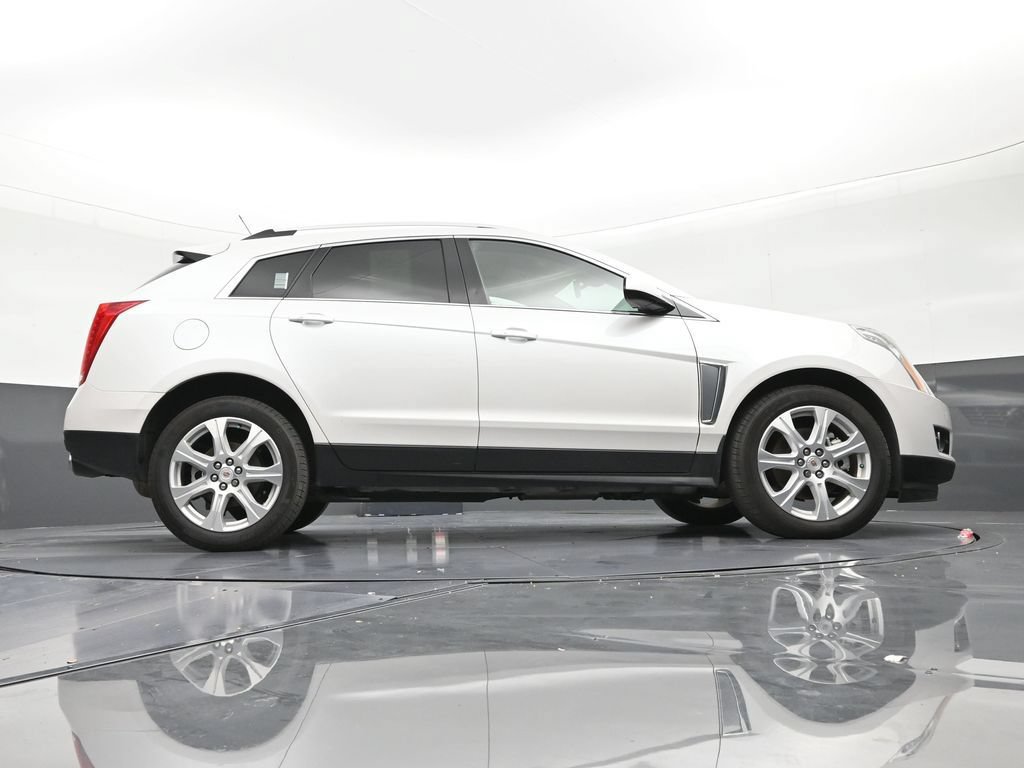 Used 2015 Cadillac SRX Performance w/ Driver Awareness Package AWD/4WD image 26