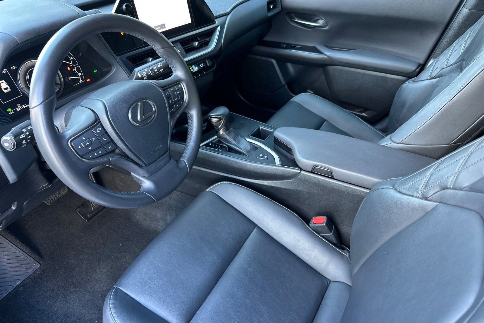 Certified 2023 Lexus UX 250h 250h image 11