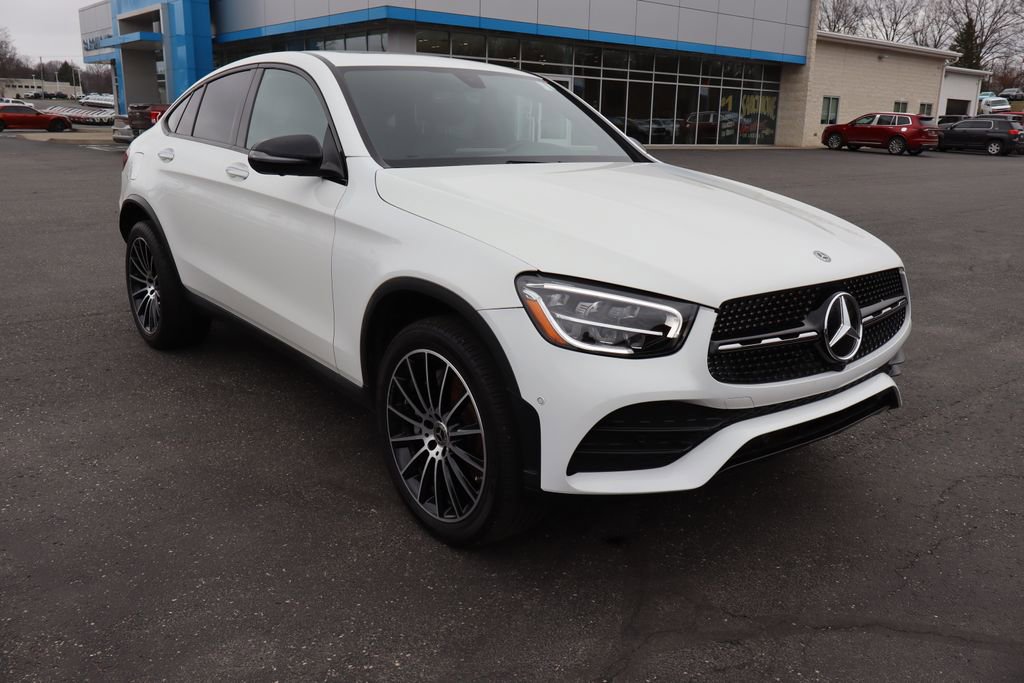 Used 2020 Mercedes-Benz GLC 300 4MATIC Coupe image 2