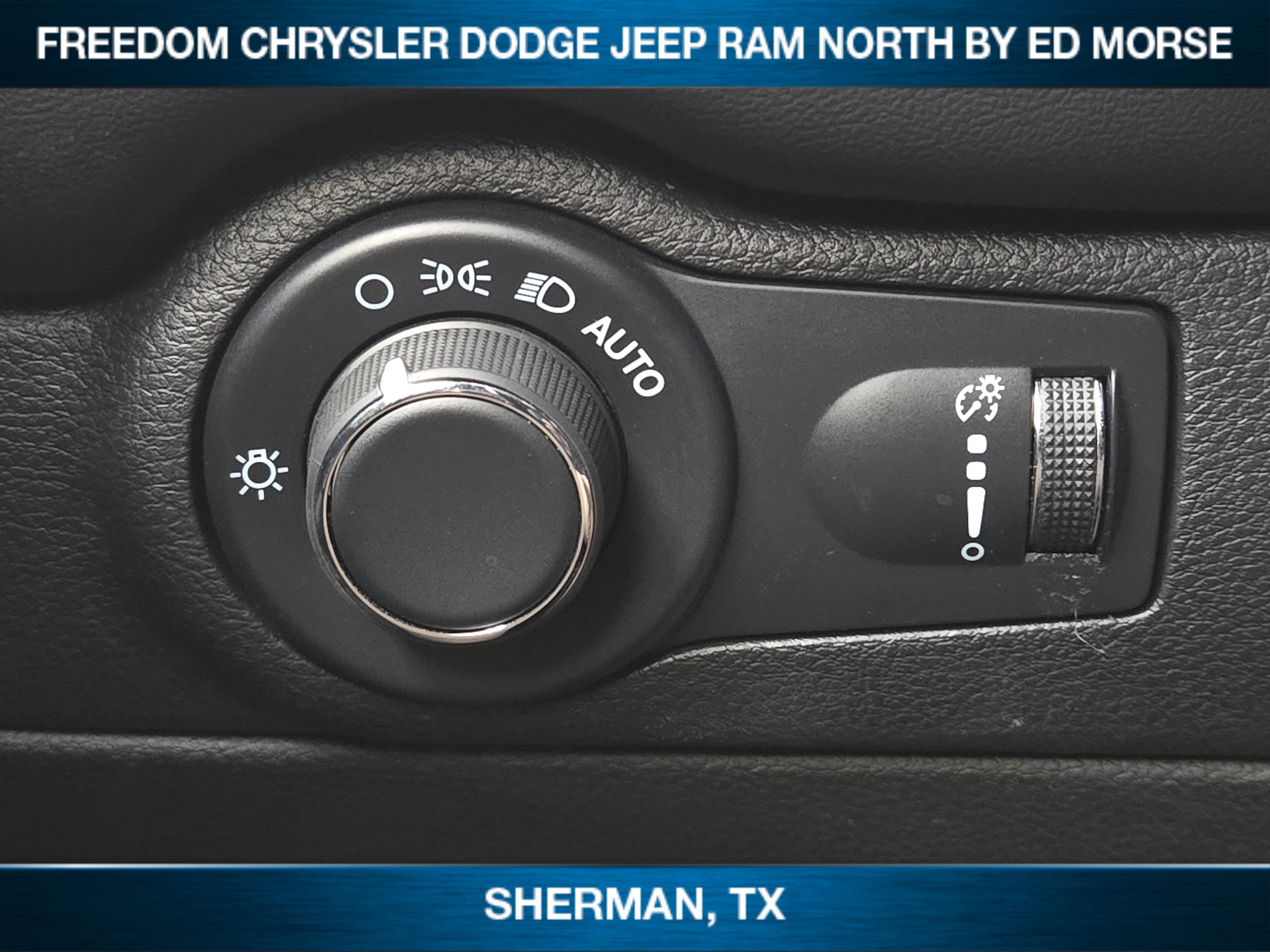 Used 2024 Dodge Durango GT RWD image 16