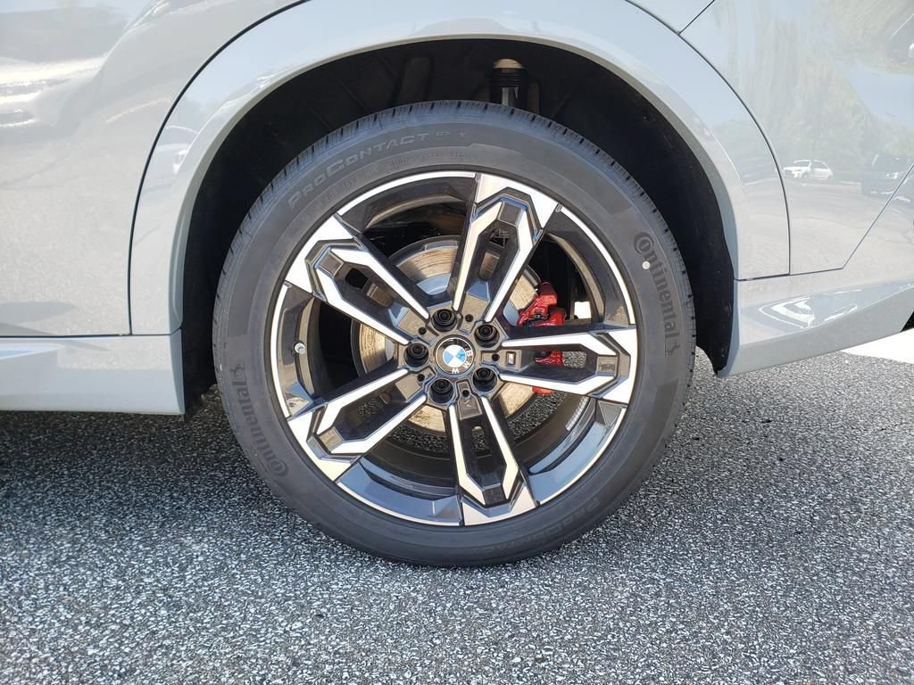 New 2026 BMW X2 xDrive28i w/ Technology Package AWD/4WD image 12