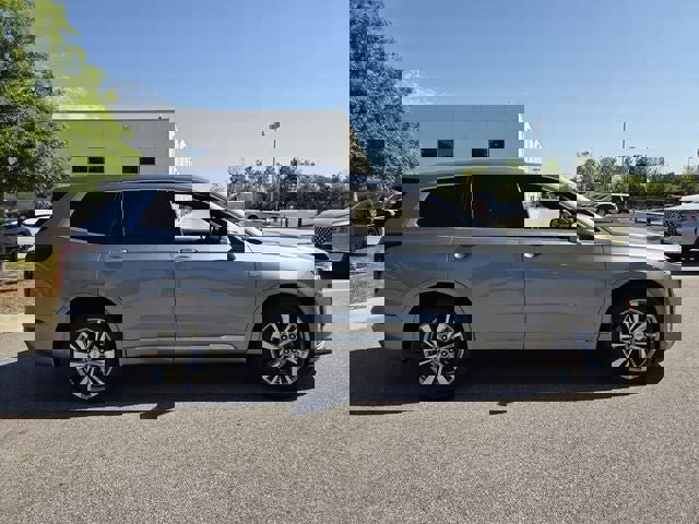 Used 2023 Cadillac XT6 Premium Luxury AWD/4WD image 6