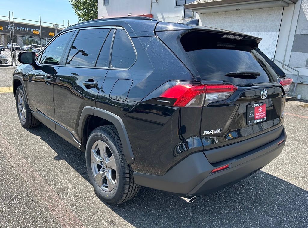 Certified 2025 Toyota RAV4 XLE w/ Convenience Package AWD/4WD image 7