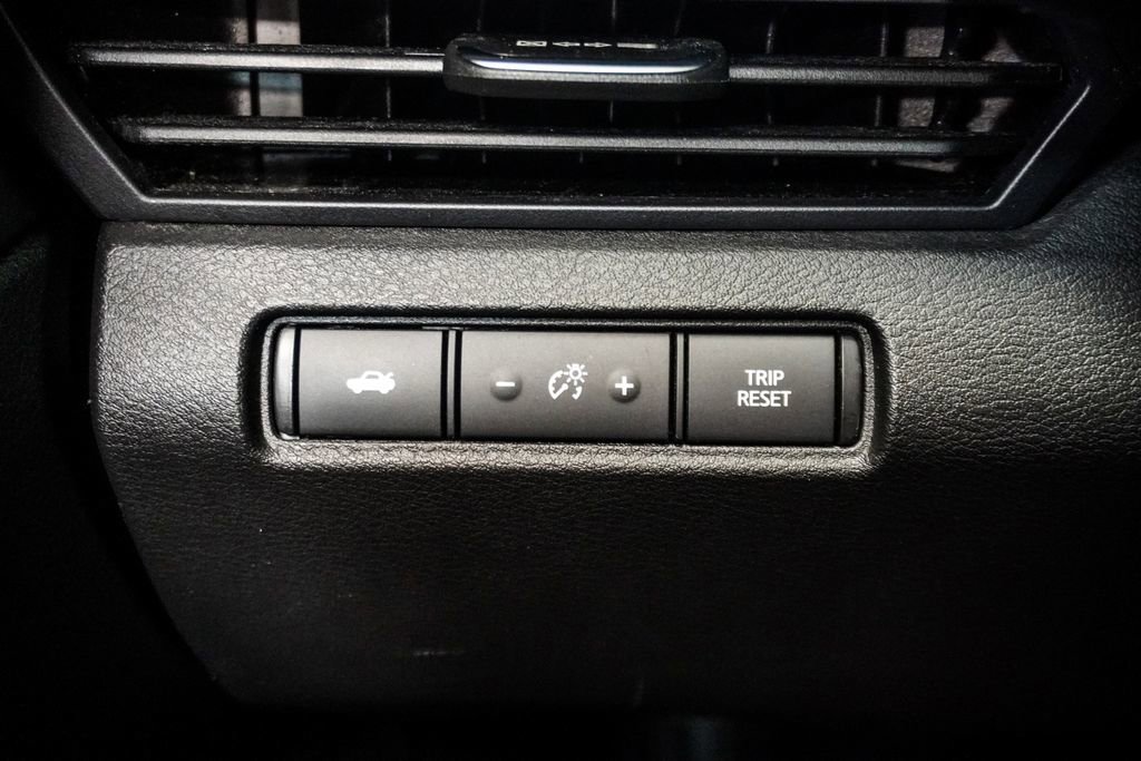 Used 2024 Nissan Altima 2.5 SR w/ SR Premium Package image 25