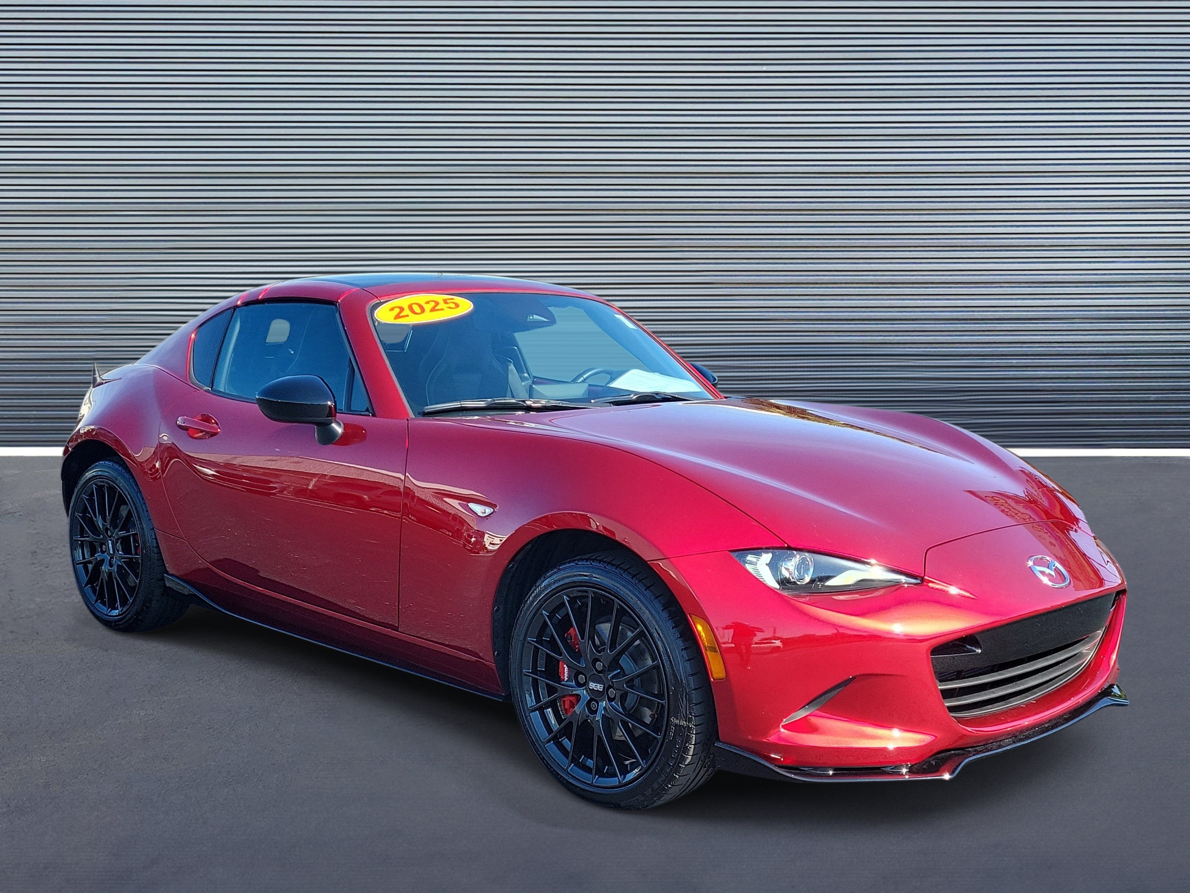 Used 2025 MAZDA MX-5 Miata RF Club RWD video 2