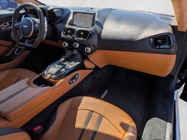 Used 2022 Aston Martin V8 Vantage Coupe RWD image 19