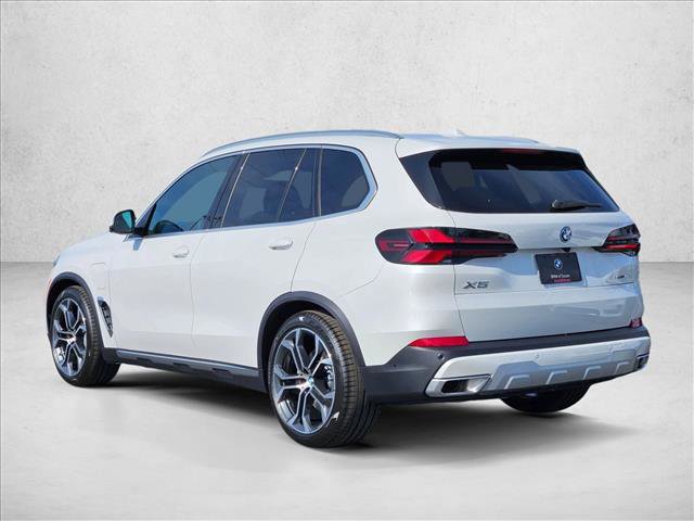 New 2026 BMW X5 xDrive50e w/ Premium Package image 9