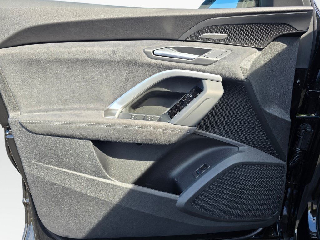 New 2026 Audi SQ5 Prestige AWD/4WD image 35