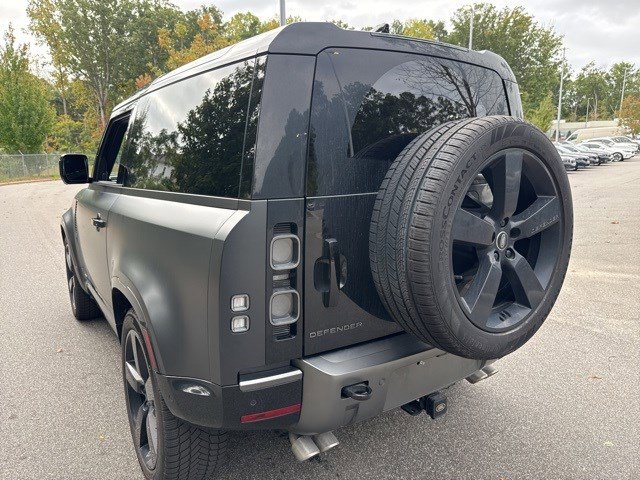 Used 2024 Land Rover Defender 90 Carpathian Edition image 14