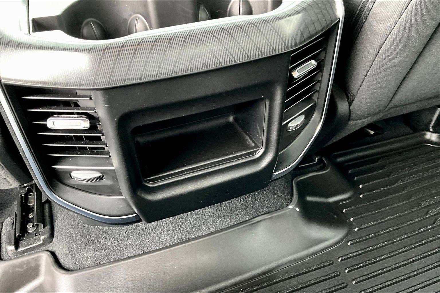 Used 2025 RAM 1500 Big Horn AWD/4WD image 11