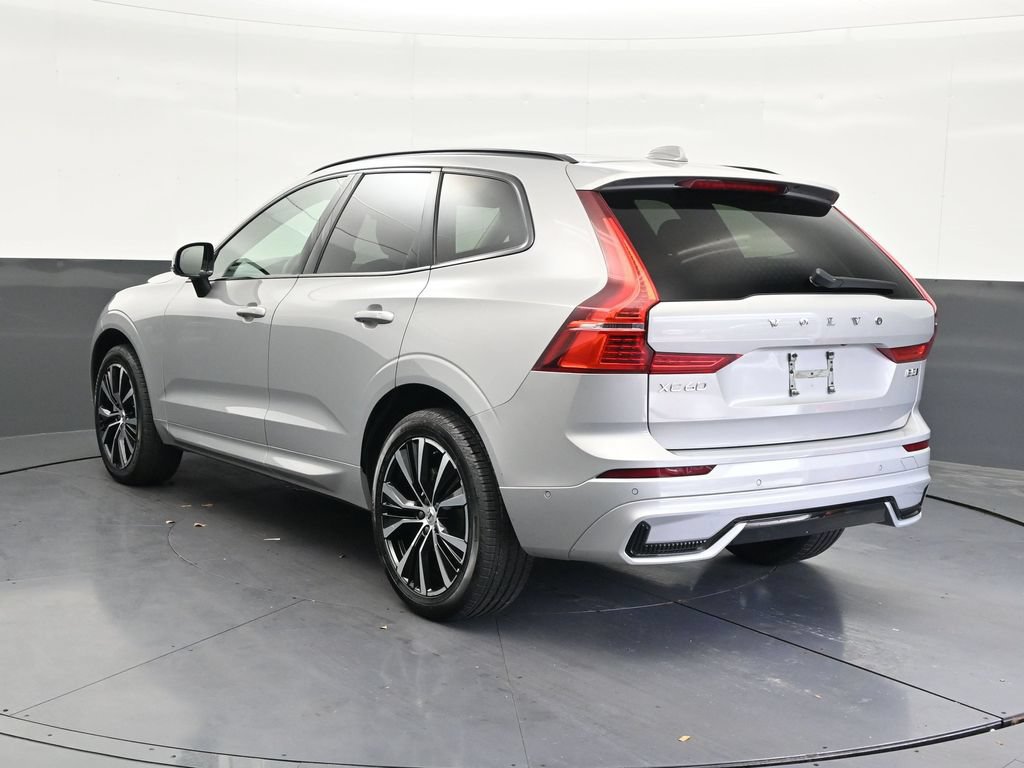Certified 2024 Volvo XC60 B5 Plus AWD/4WD image 3