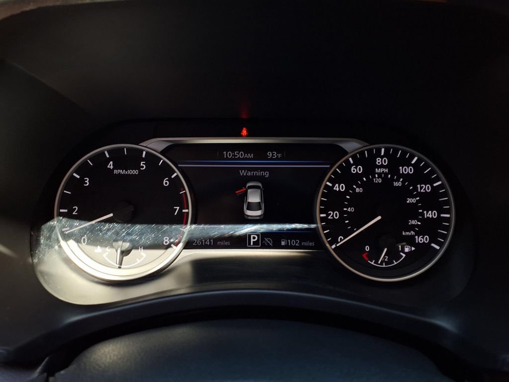 Used 2025 Nissan Sentra SV w/ SV Premium Package FWD image 14
