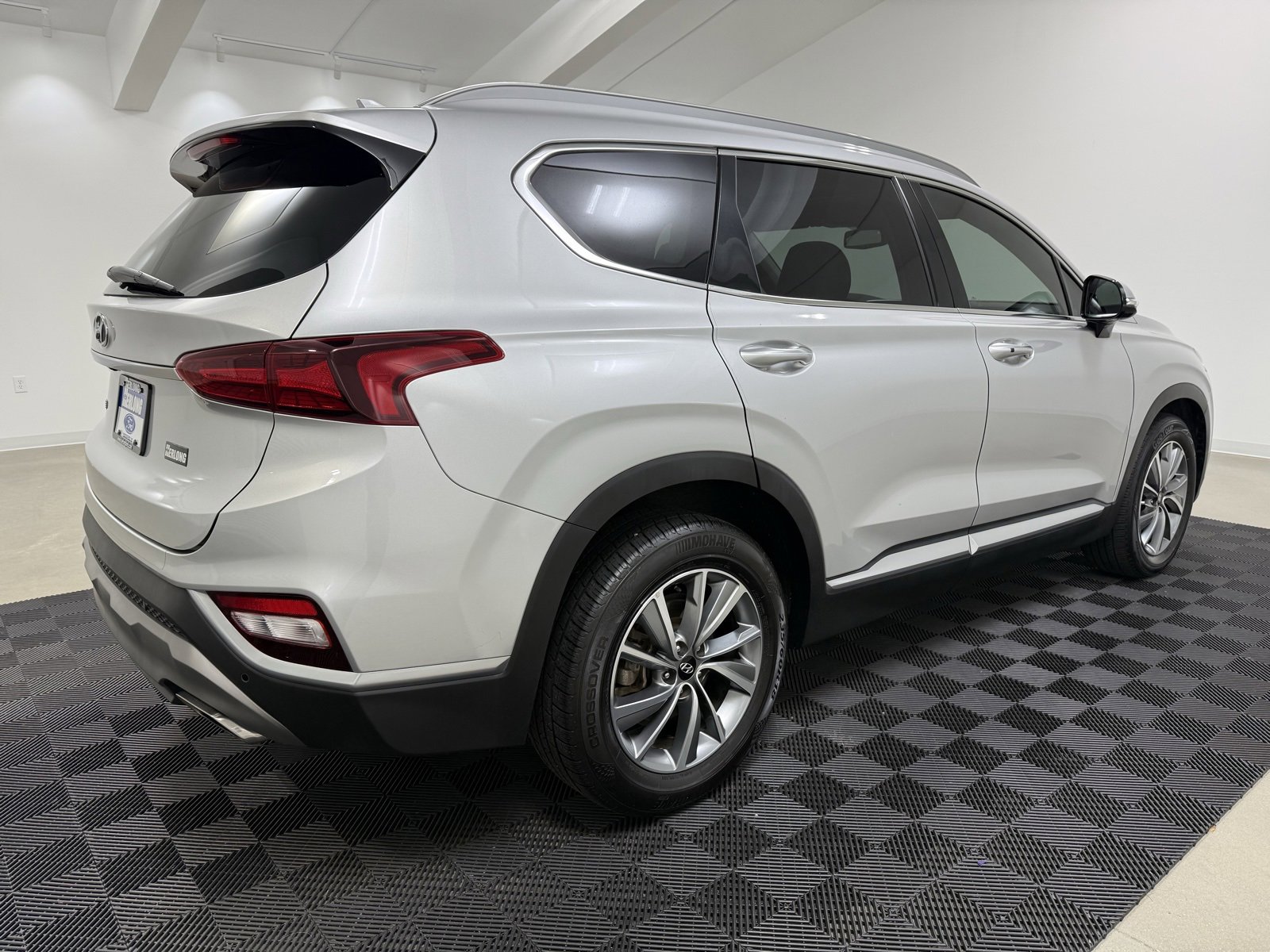 Used 2019 Hyundai Santa Fe Limited image 7