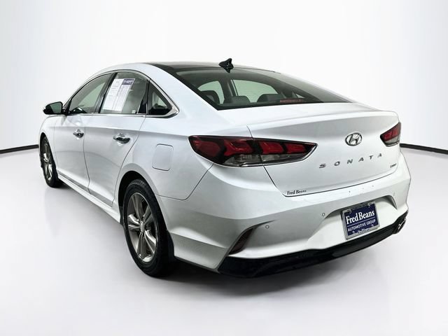 Used 2019 Hyundai Sonata Limited w/ Ultimate Package 04 FWD image 6