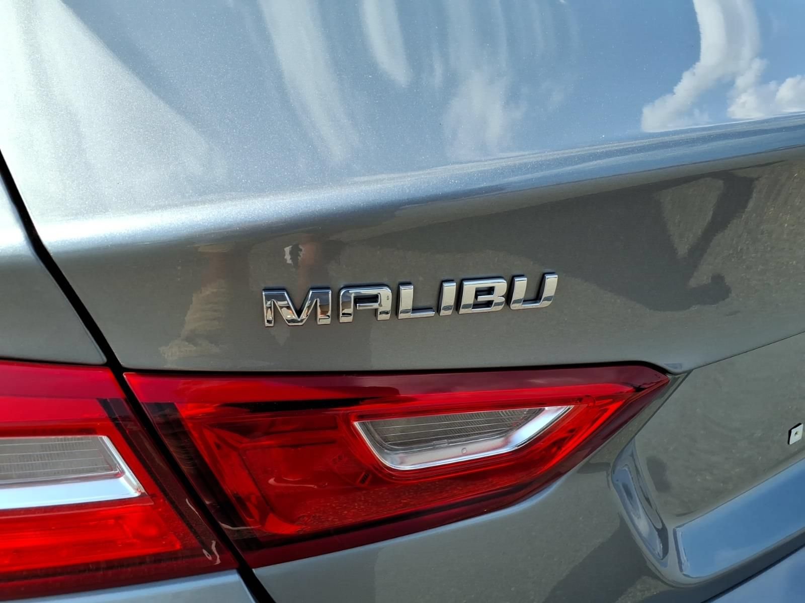Used 2024 Chevrolet Malibu LT FWD image 9