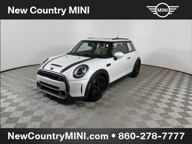 Certified 2024 MINI Cooper S w/ MINI Resolute Edition FWD image 3