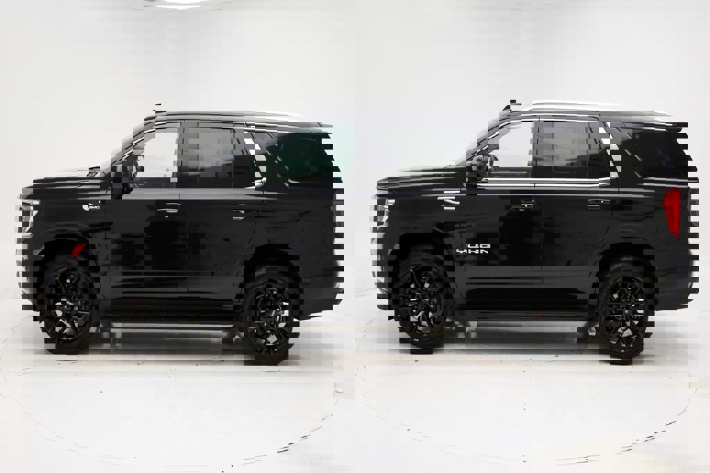 Used 2022 GMC Yukon SLE w/ Gmc Pro Safety Plus Package image 6