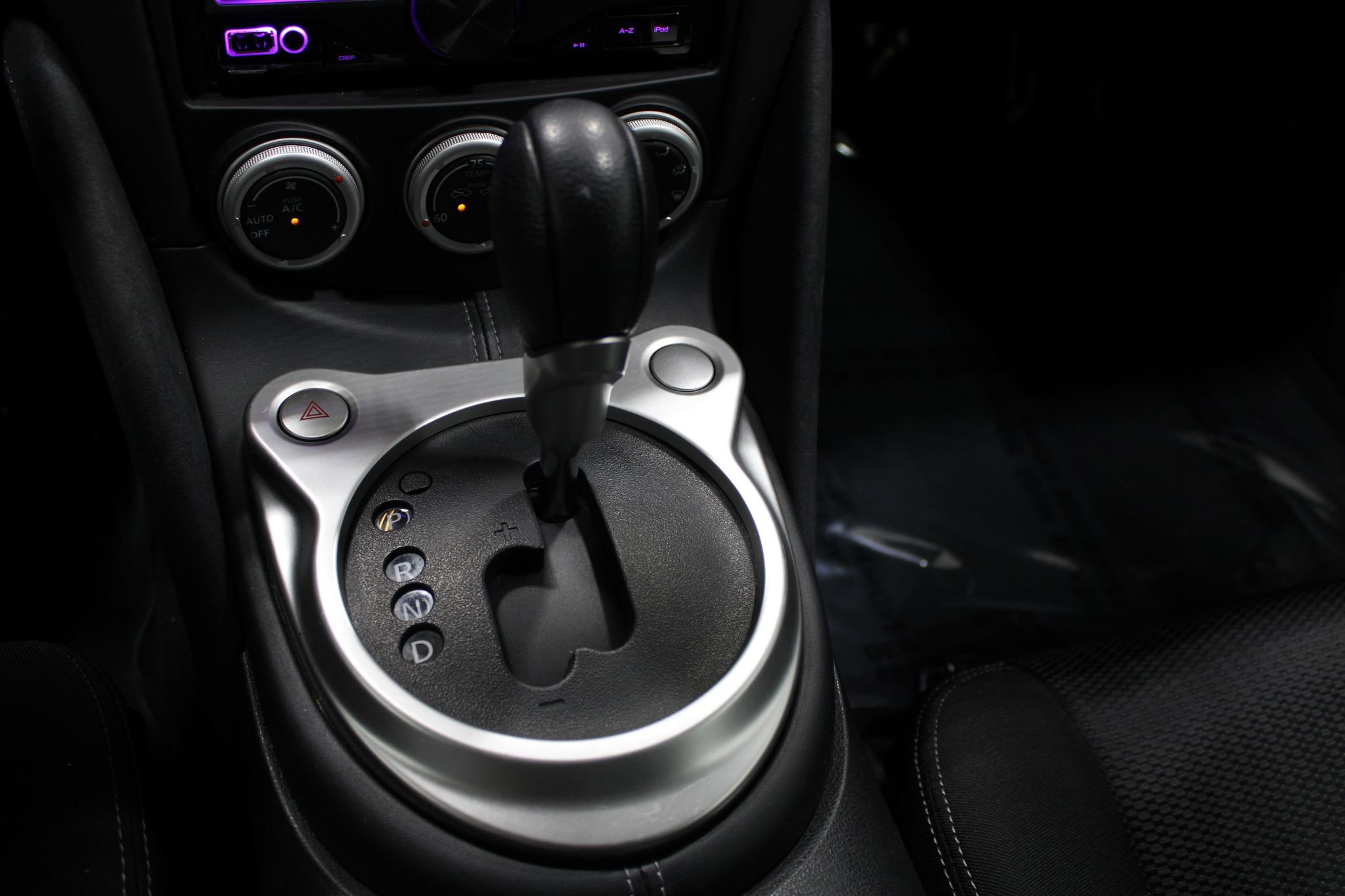 Used 2012 Nissan 370Z Roadster RWD image 26
