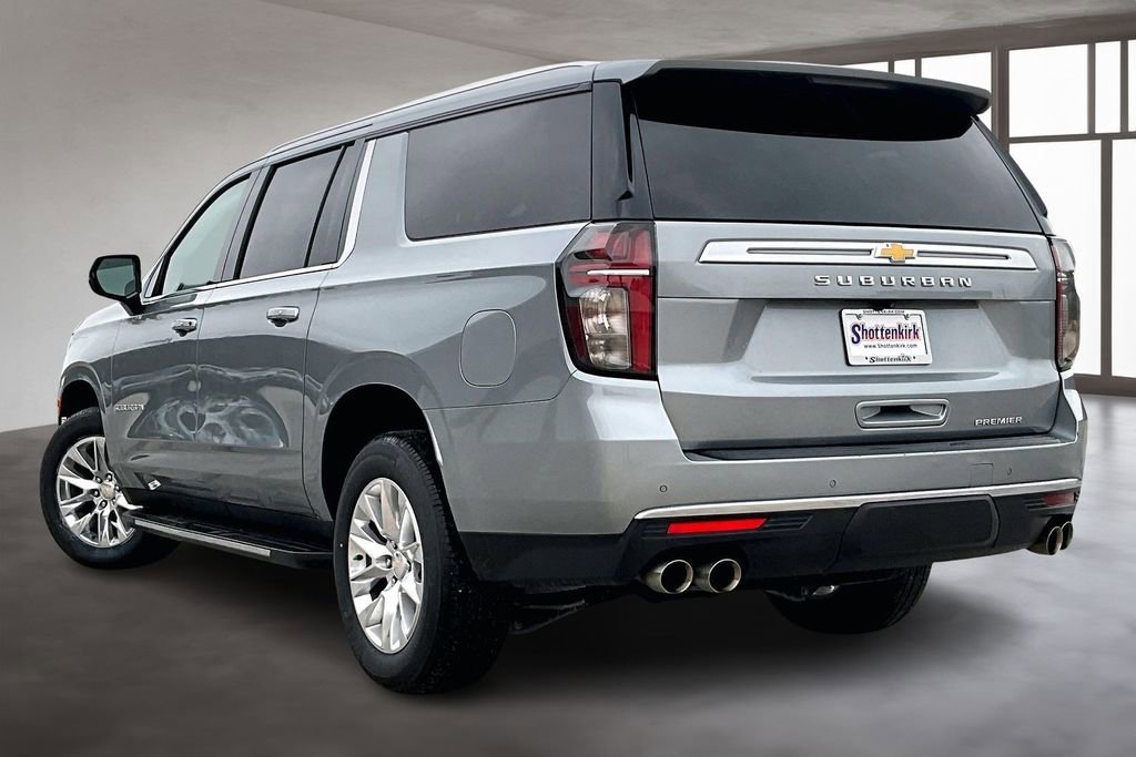 Used 2024 Chevrolet Suburban Premier image 4