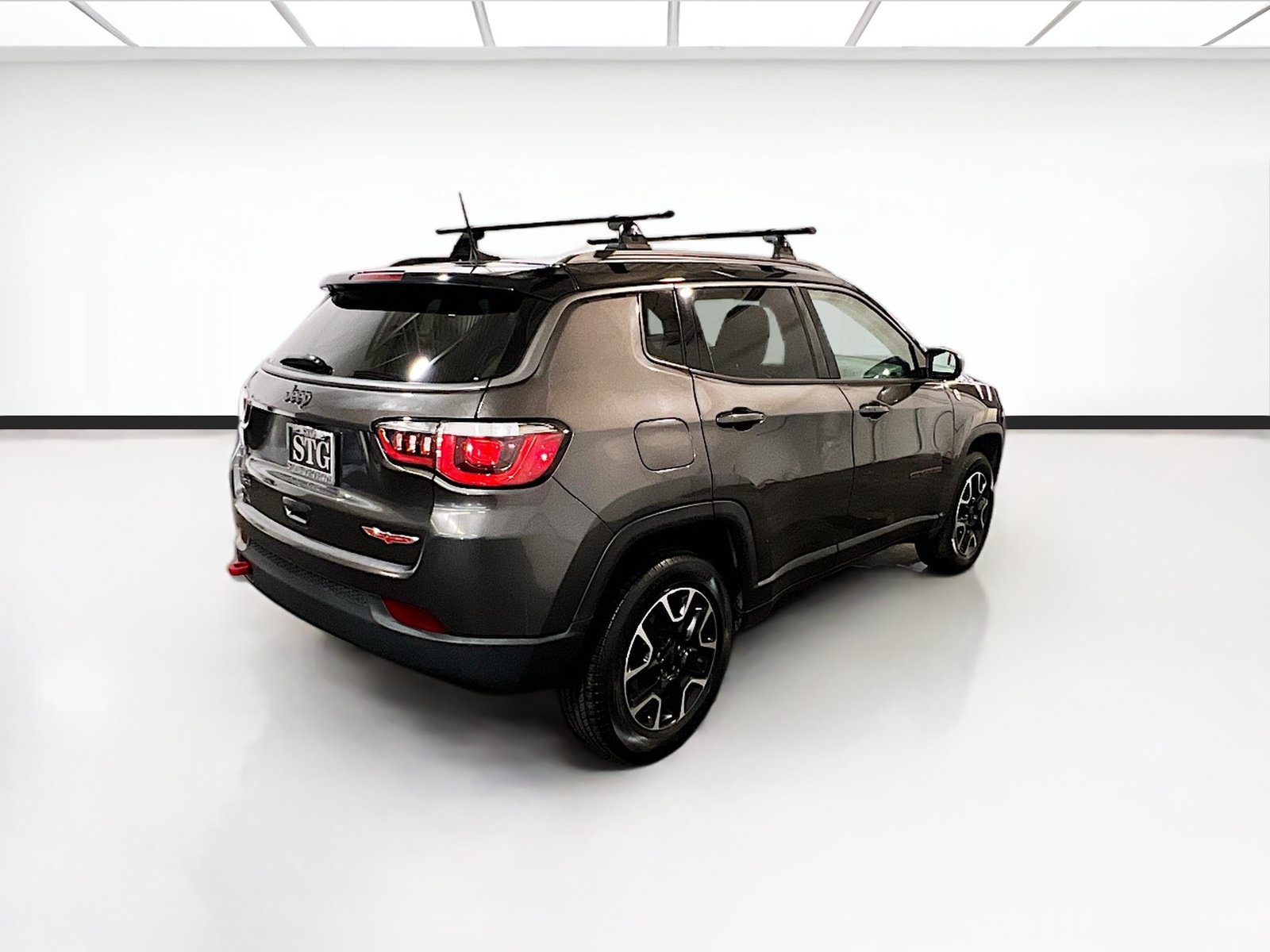 Used 2019 Jeep Compass Trailhawk AWD/4WD image 4