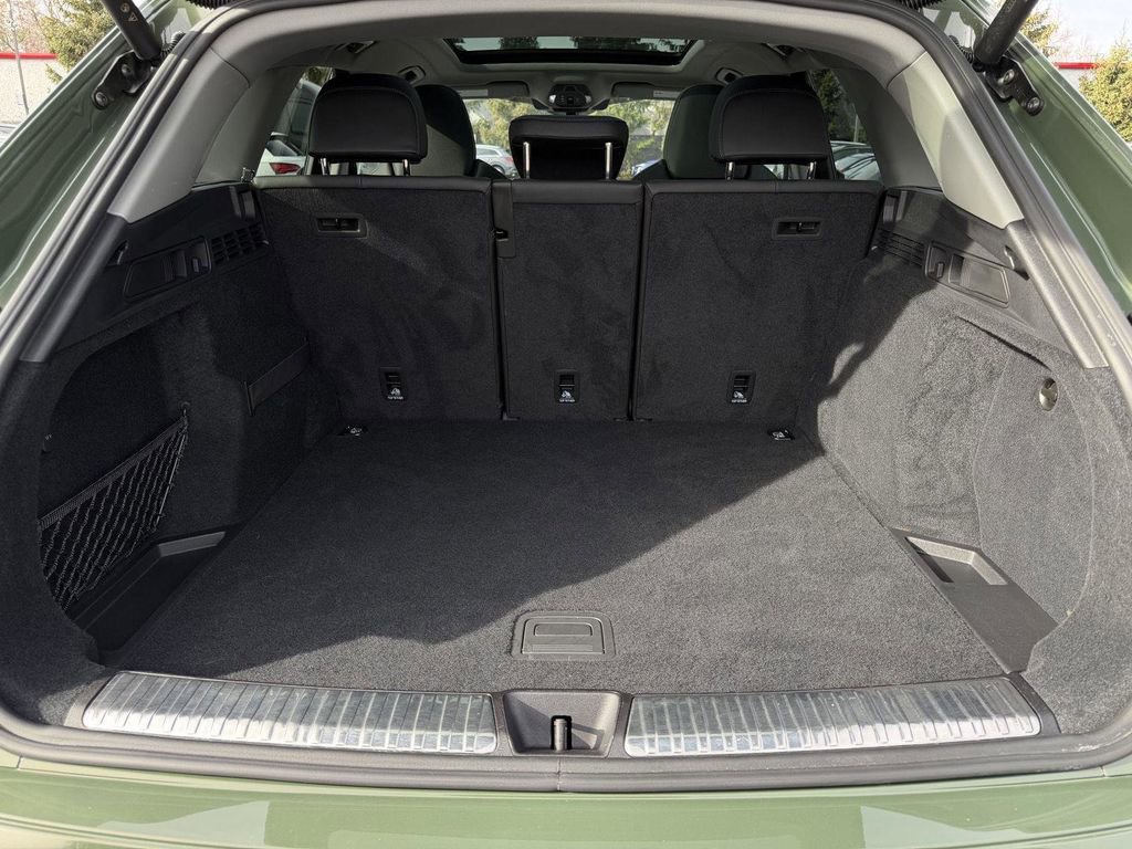 Certified 2025 Audi Q5 Premium Plus w/ Premium Plus AWD/4WD image 29