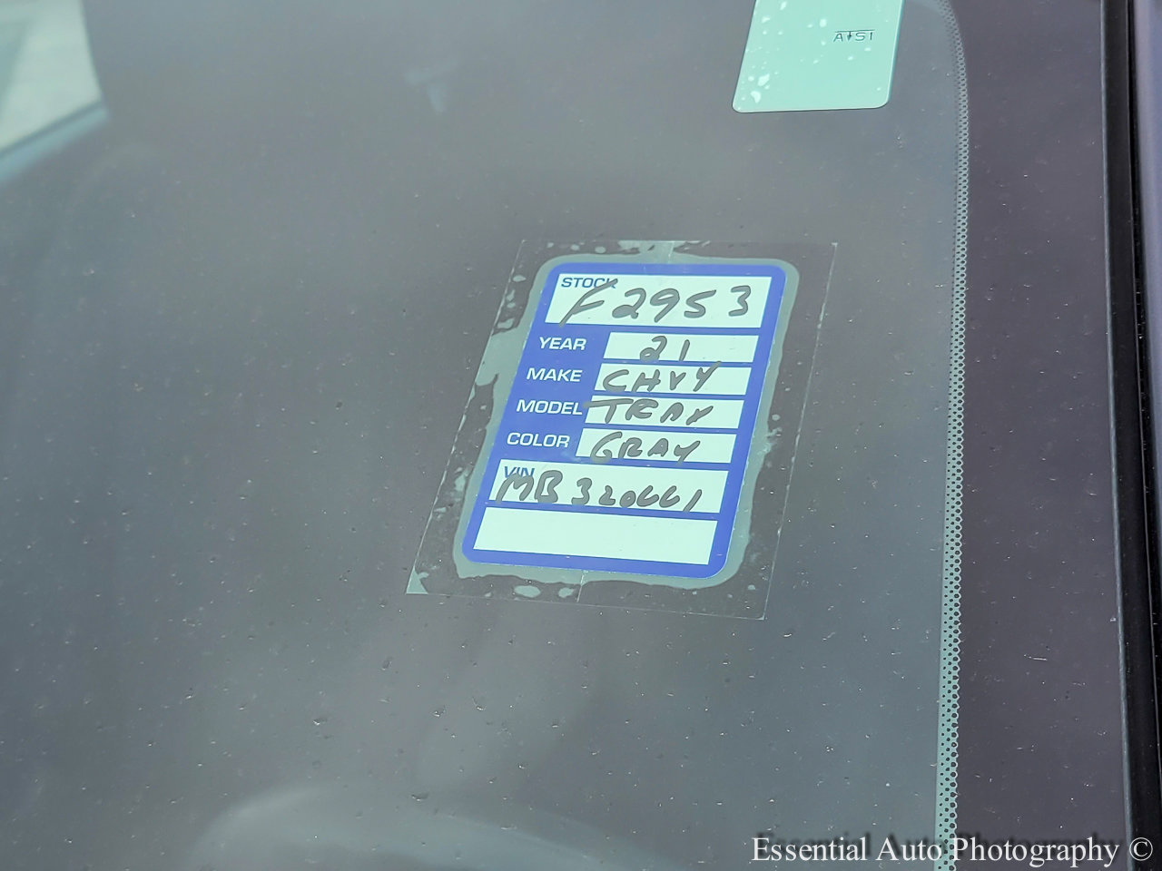Used 2021 Chevrolet Trax LS FWD image 30