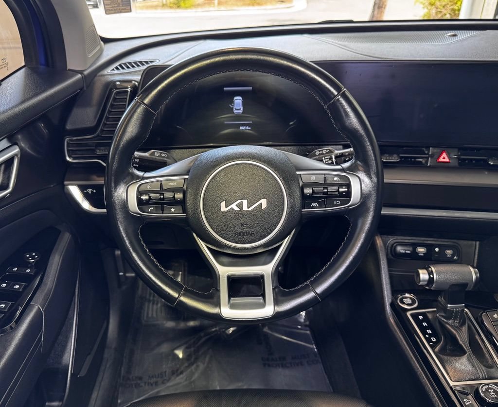 Used 2025 Kia Sportage EX AWD/4WD image 15