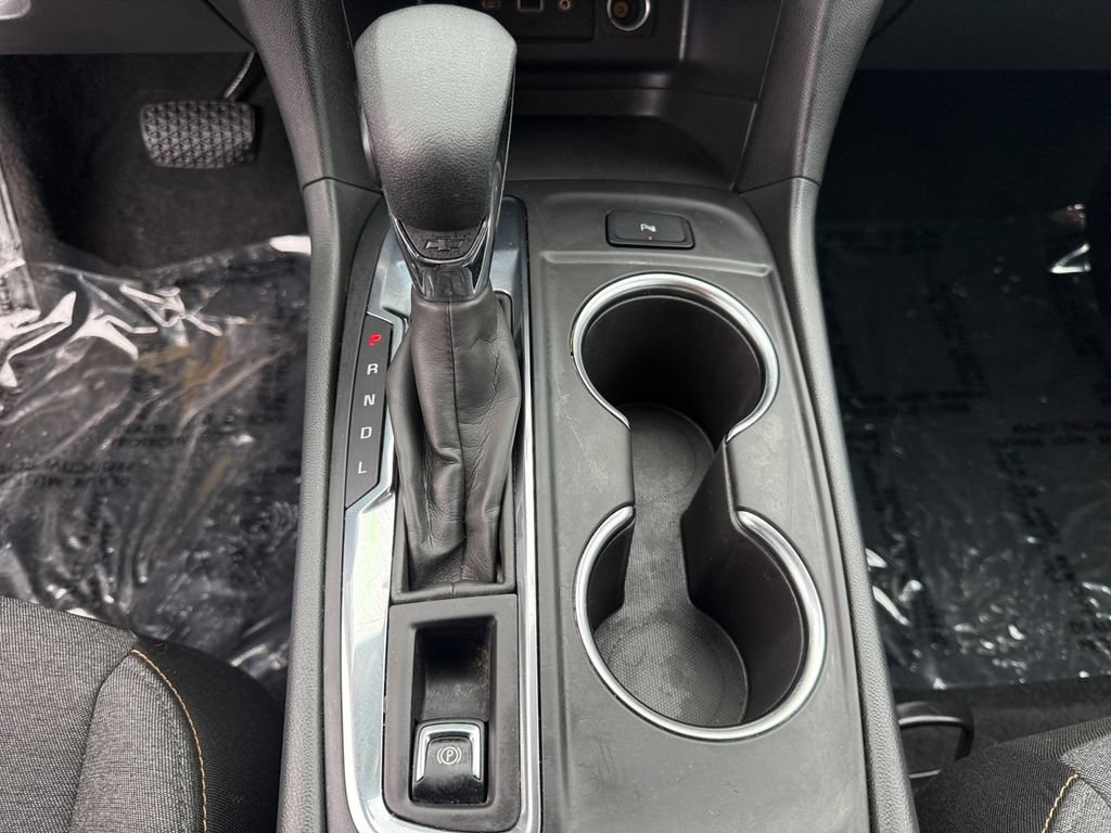Used 2024 Chevrolet Equinox LT FWD image 17