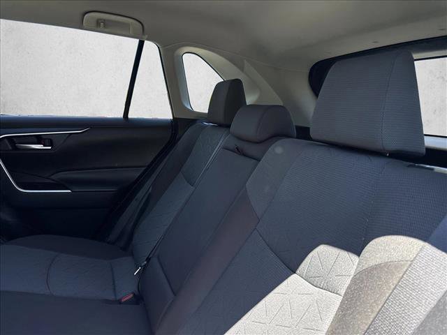 Certified 2025 Toyota RAV4 XLE FWD image 20