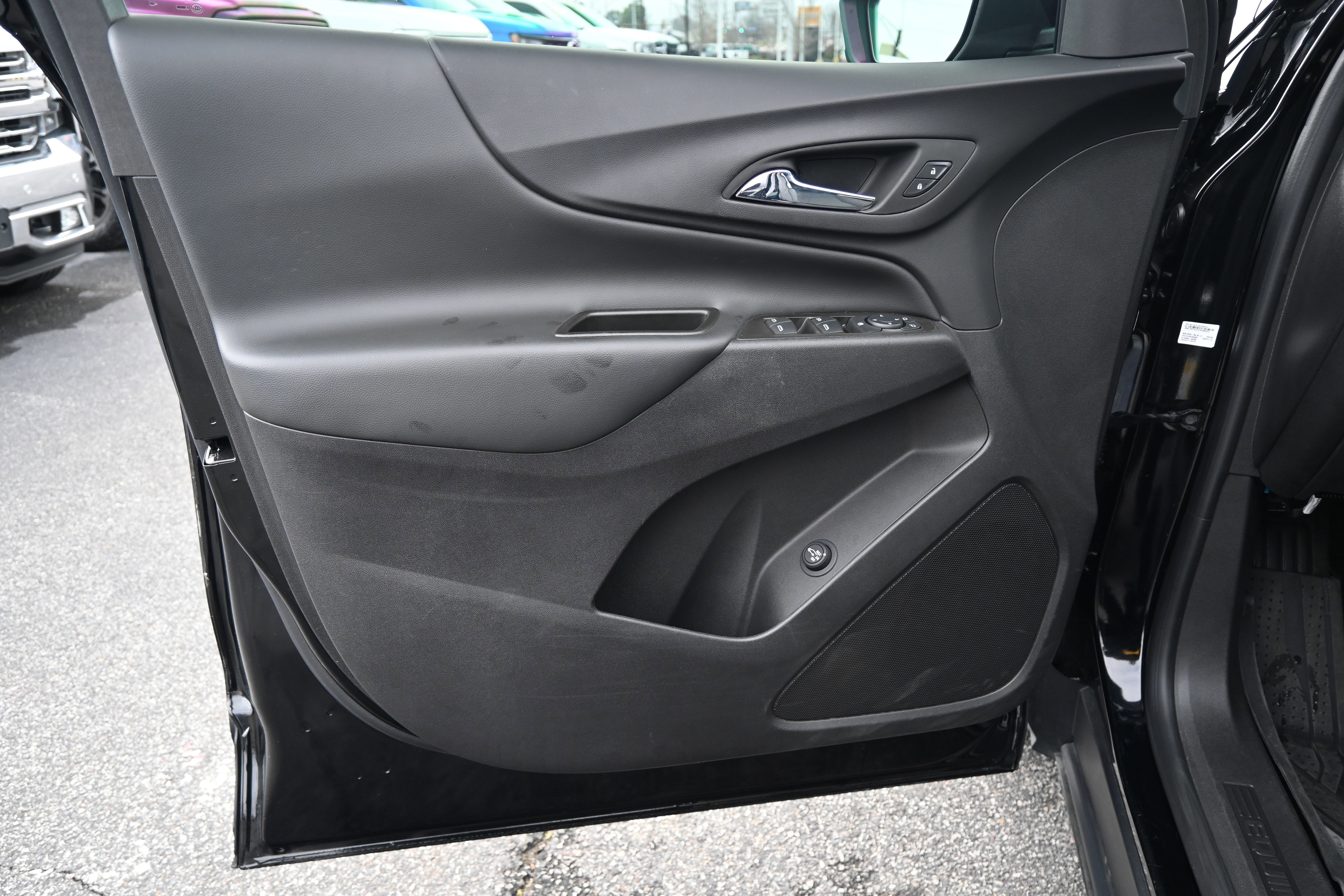 Used 2024 Chevrolet Equinox LT image 15