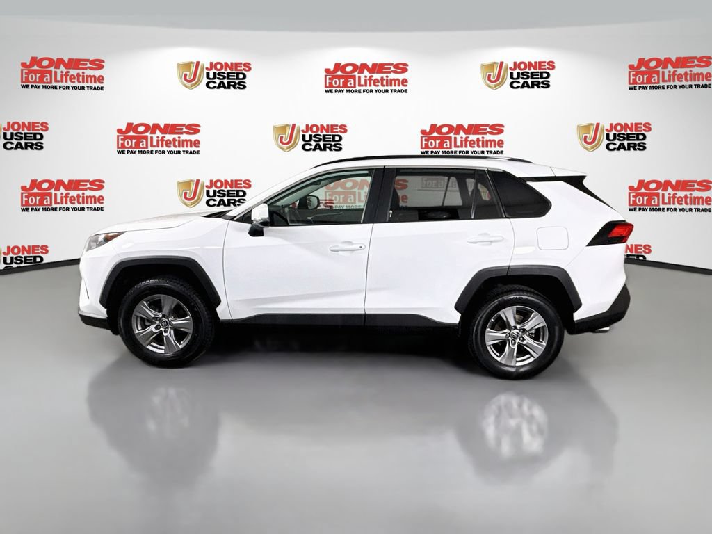 Certified 2022 Toyota RAV4 LE AWD/4WD image 13