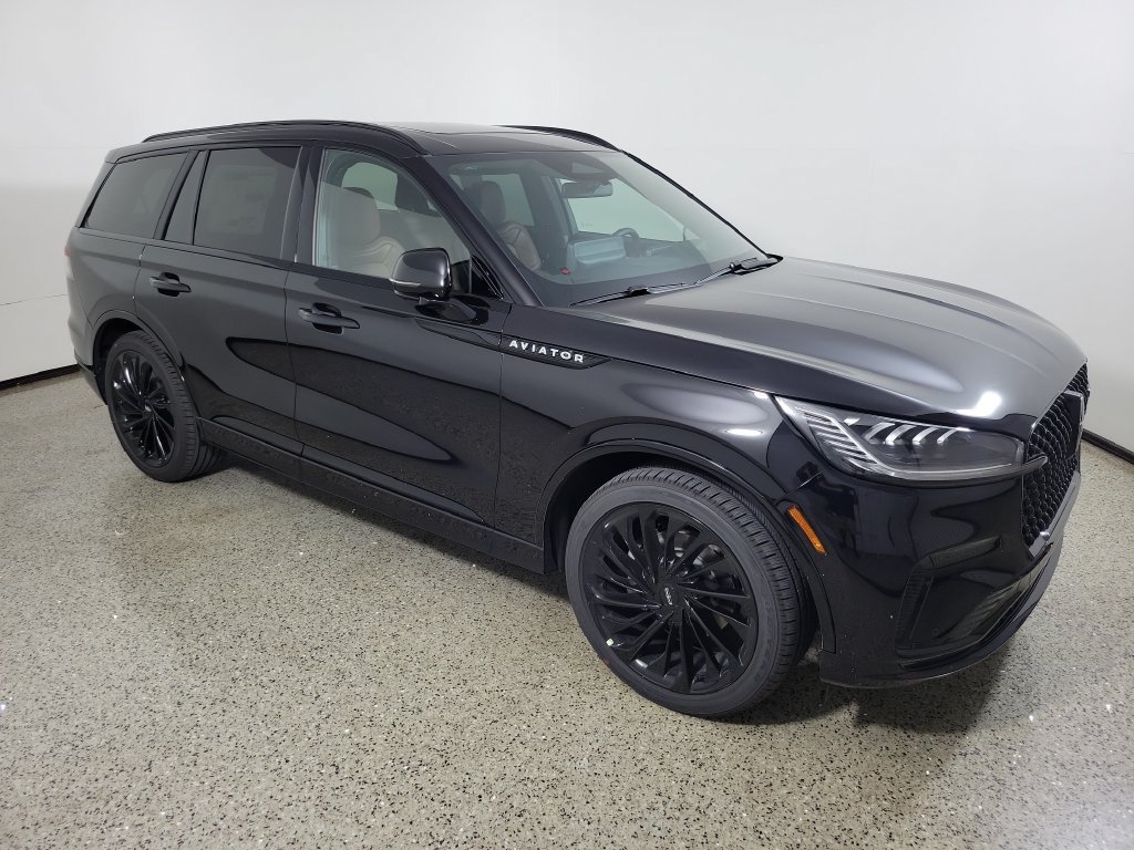 New 2027 Lincoln Aviator Reserve w/ Luxury Package RWD image 32