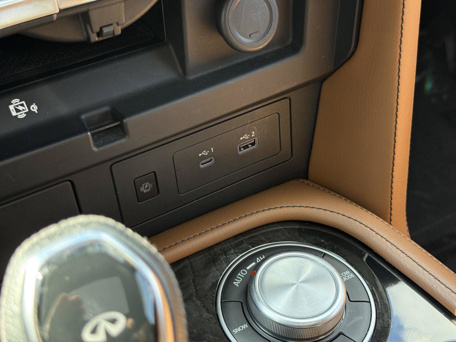Used 2022 INFINITI QX80 Sensory w/ All-Season Package AWD/4WD image 19
