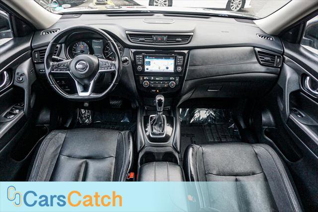 Used 2017 Nissan Rogue SL image 22