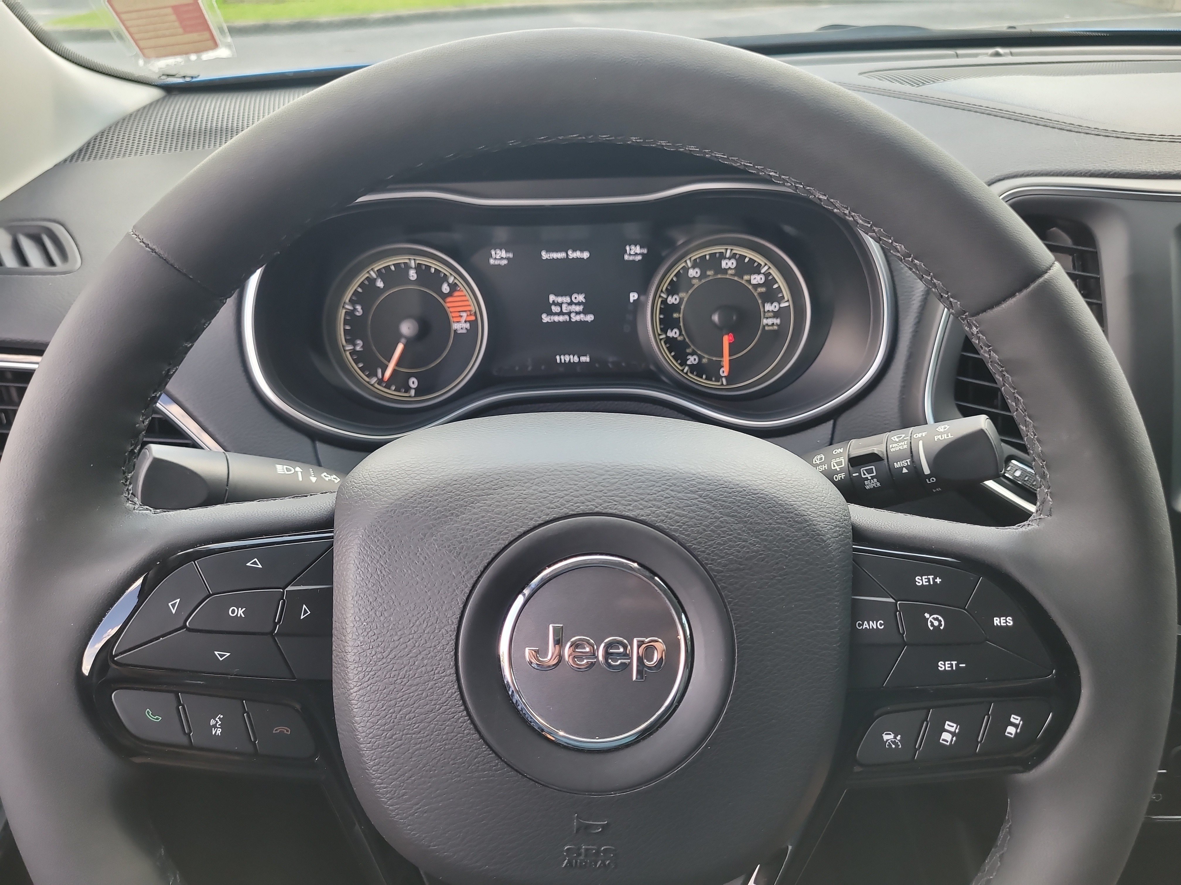 Used 2023 Jeep Cherokee Altitude Lux AWD/4WD image 31